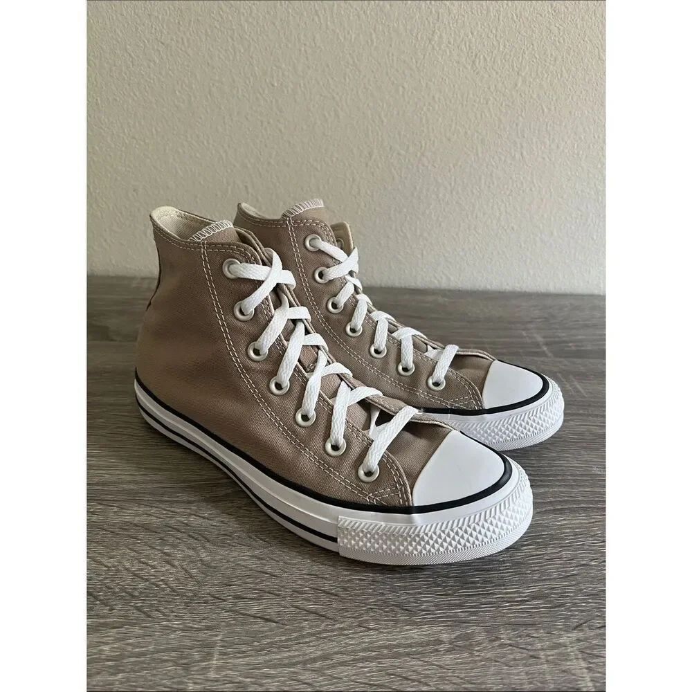 New Converse Chuck Taylor All Star High-Top Sneaker Women’s 8